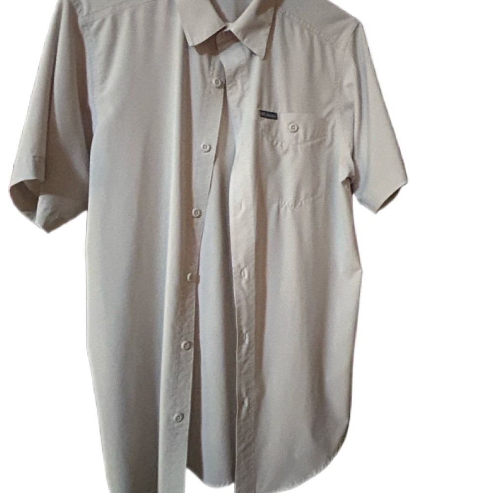 Columbia Men's Light Tan Short Sleeve Shirt